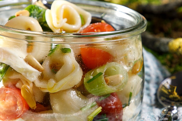 Mediterraner Tortellinisalat