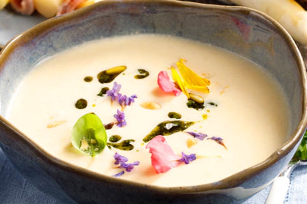 Spargelcremesuppe