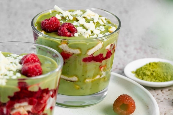 Matcha-Himbeer-Tiramisu